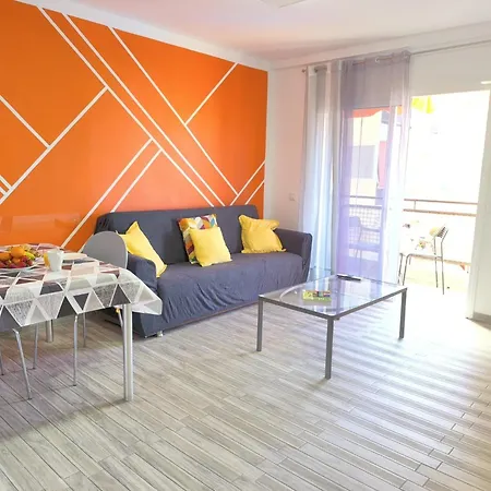 Apartamento Cris Sol Living Los Cristianos (Tenerife)