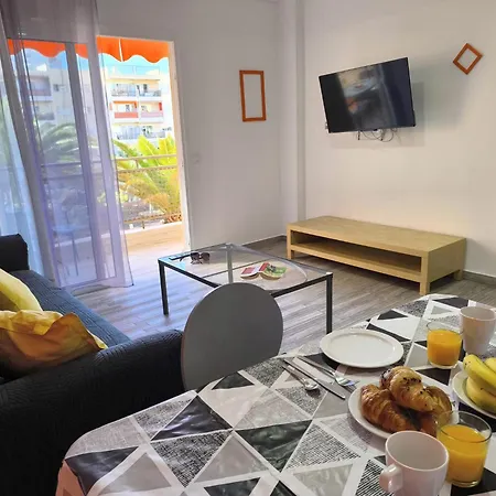 Apartamento Cris Sol Living